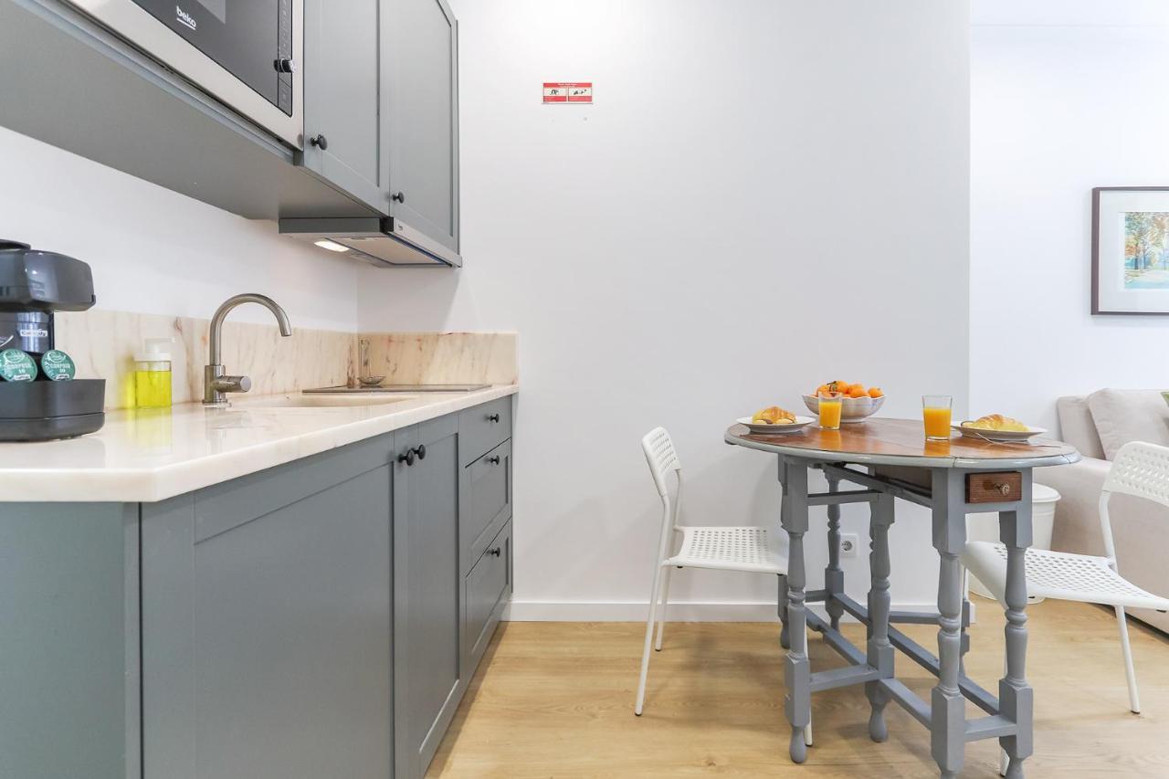 Portucale ! Stylish Campo Ourique Apartment Lissabon